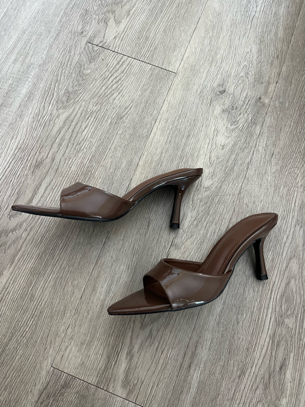 Source Unknown Brown Patent Slip-On Heeled Mules